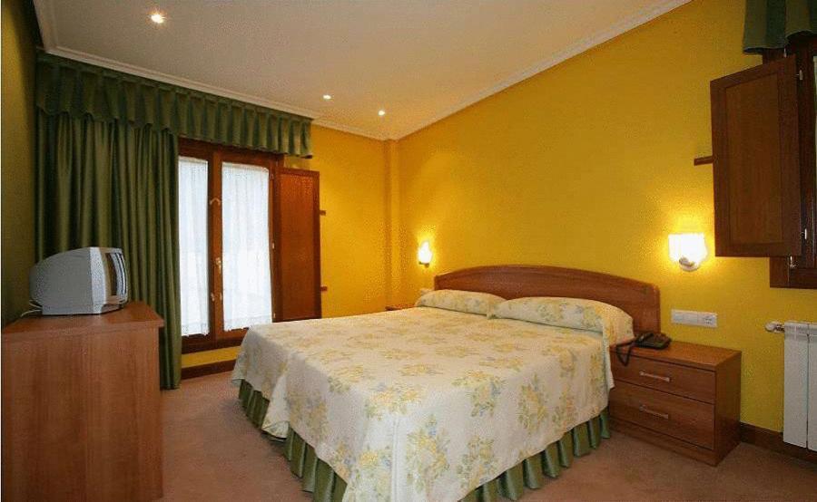 Belmonte De Miranda Gran Hotel Rural Cela מראה חיצוני תמונה