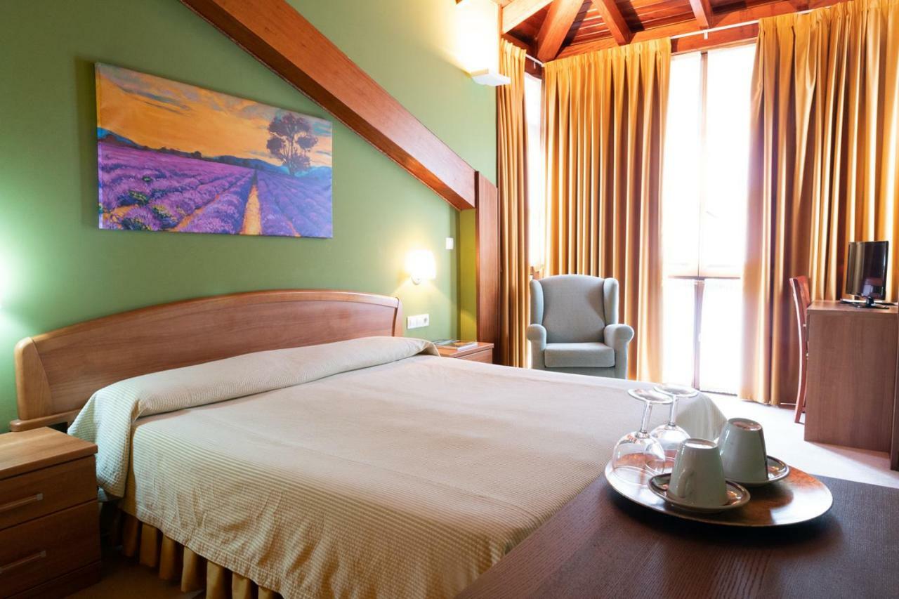 Belmonte De Miranda Gran Hotel Rural Cela מראה חיצוני תמונה